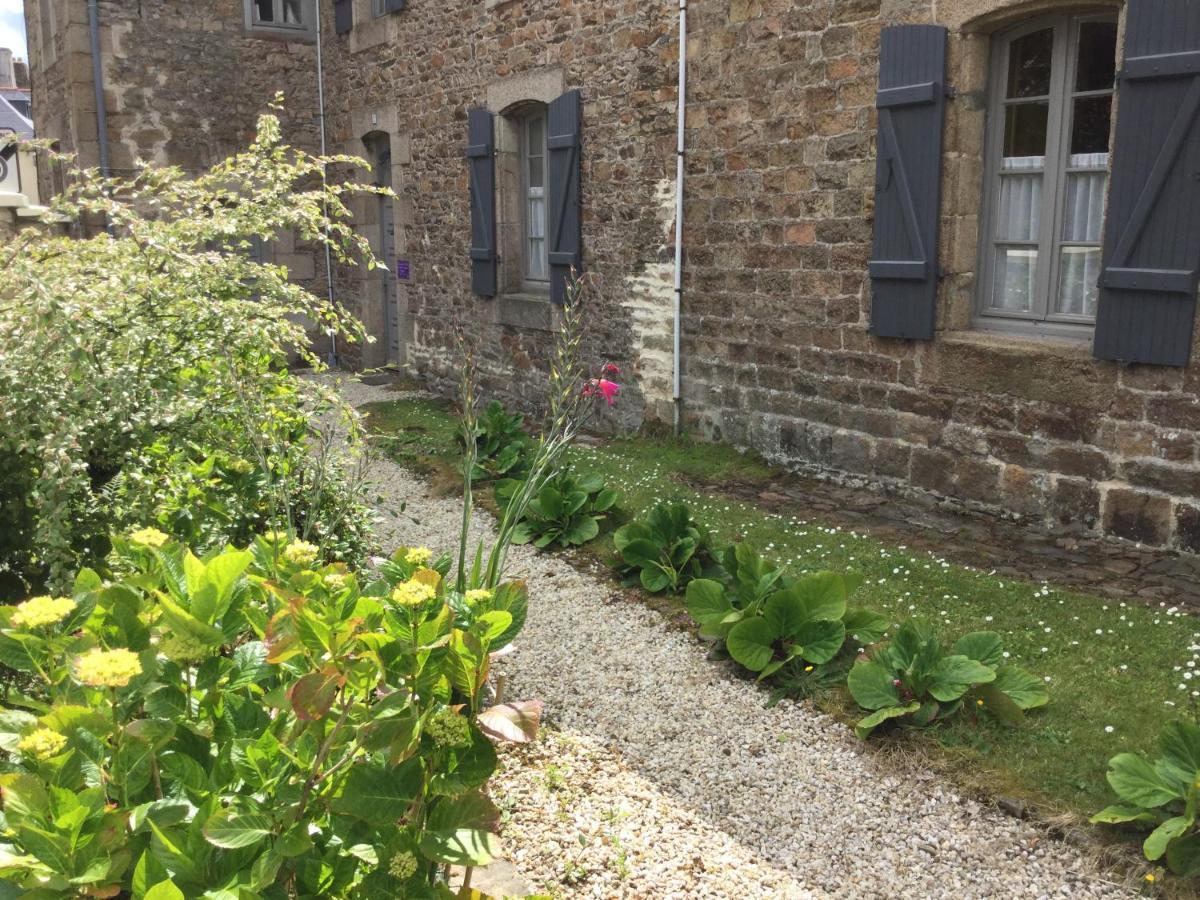 Appart'Hotel Maison Saint Michel Paimpol Exterior photo